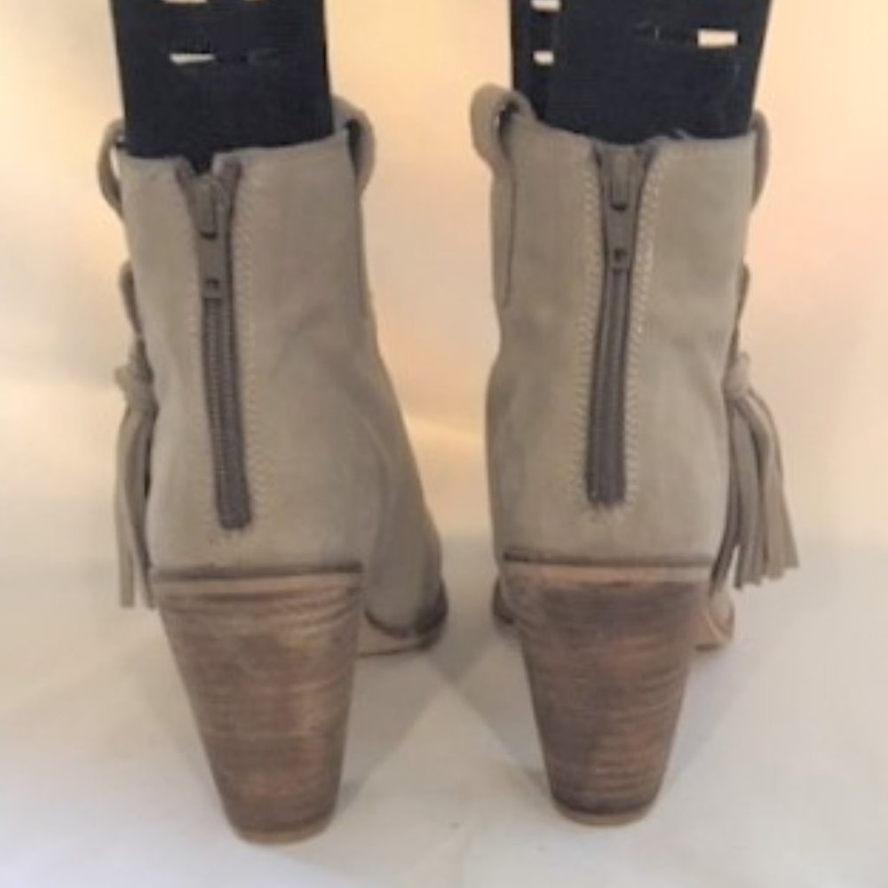 Seychelles Statement Bootie, Size 7 - image 3